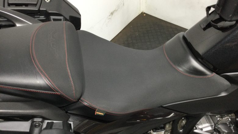 (23MY) Honda NT1100 Manual
